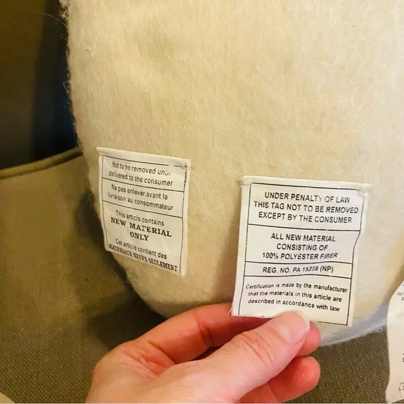 WEST ELM 100% Wool Embroidered and Sequin Cay Pillow Figure - Picture 8 of 10